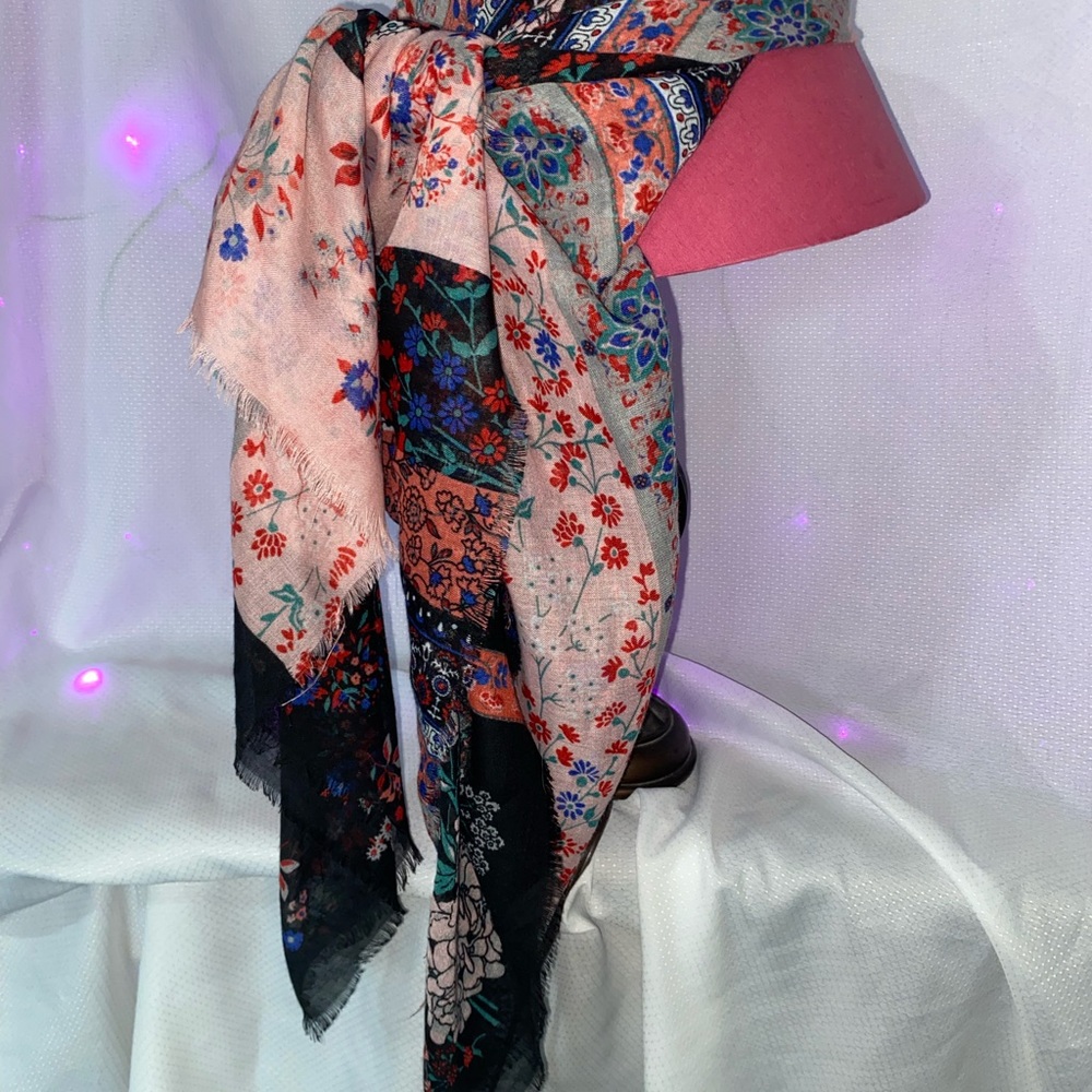 Floral Patterned Scarf